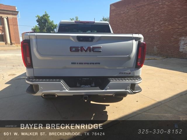 Used 2024 GMC Sierra 1500 AT4 w/ Technology Package image 6
