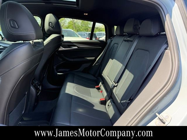 Used 2023 BMW X4 xDrive30i w/ M Sport Package image 16