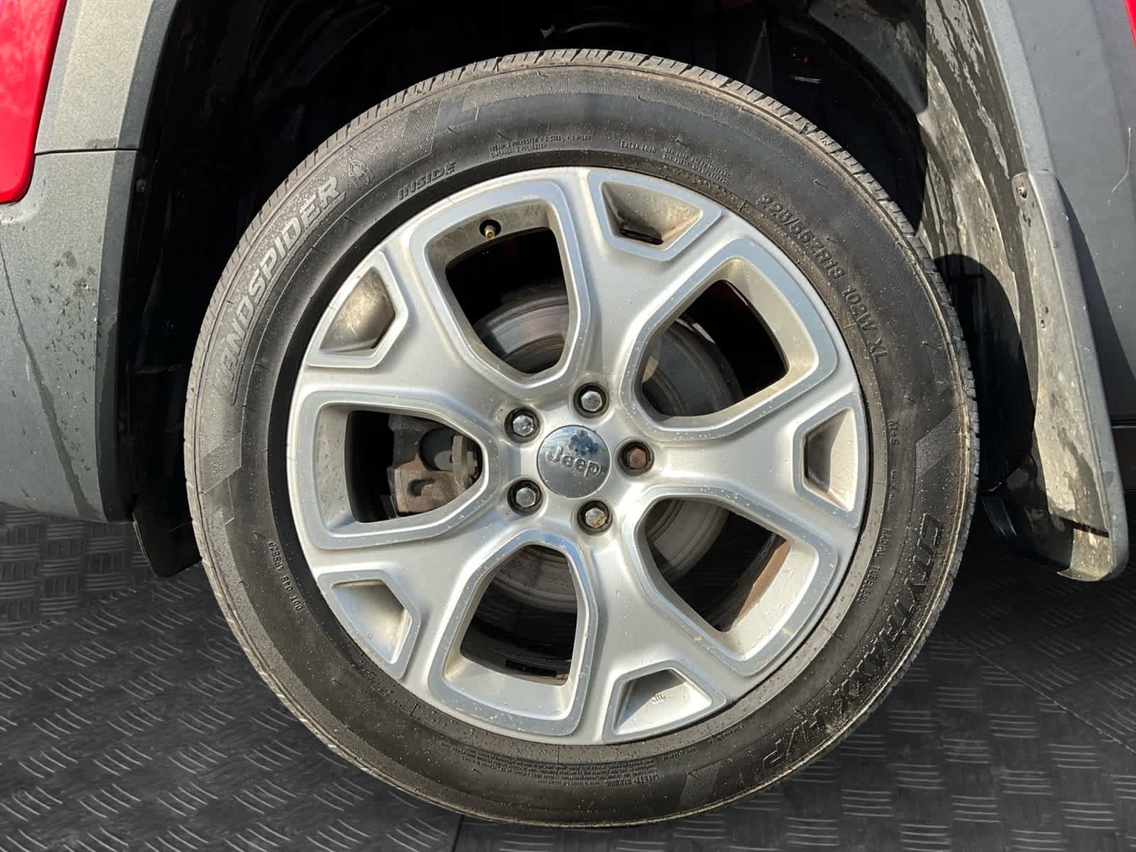 Used 2017 Jeep Renegade Limited AWD/4WD image 16