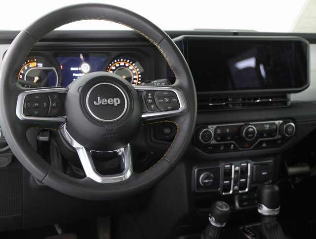 Certified 2024 Jeep Wrangler Sahara image 10