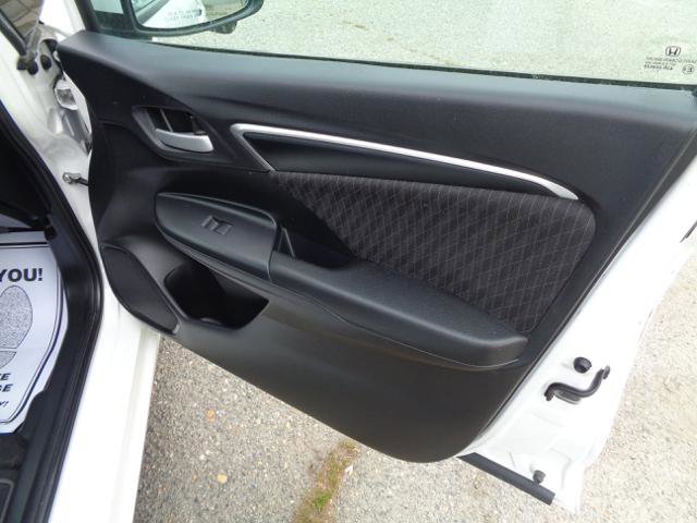 Used 2018 Honda Fit EX image 16