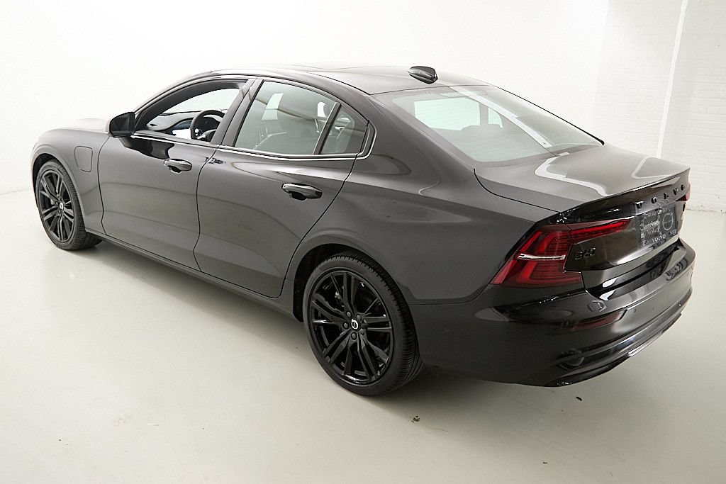 Used 2024 Volvo S60 T8 Ultimate w/ Climate Package AWD/4WD image 7