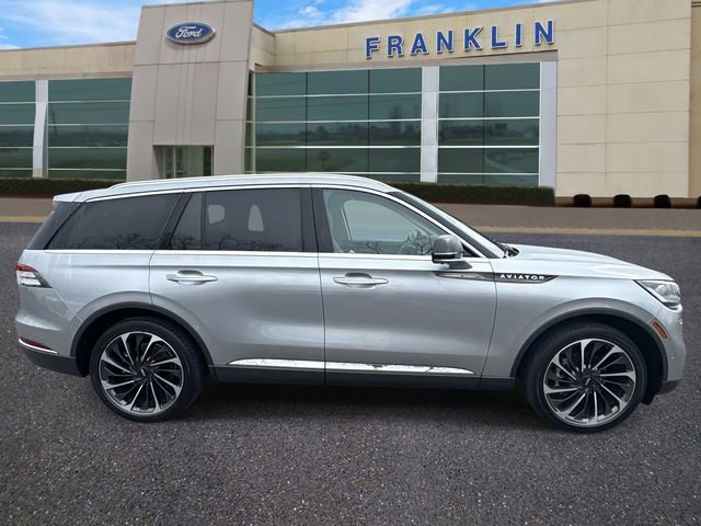Certified 2023 Lincoln Aviator Reserve w/ Equipment Group 201A image 8