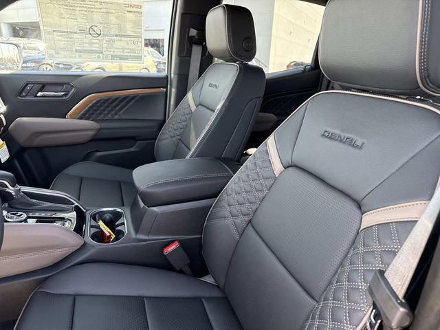 New 2026 GMC Canyon Denali image 14