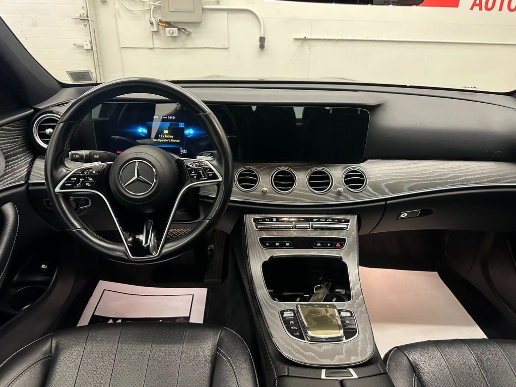 Used 2021 Mercedes-Benz E 350 4MATIC Sedan w/ Premium Package image 27