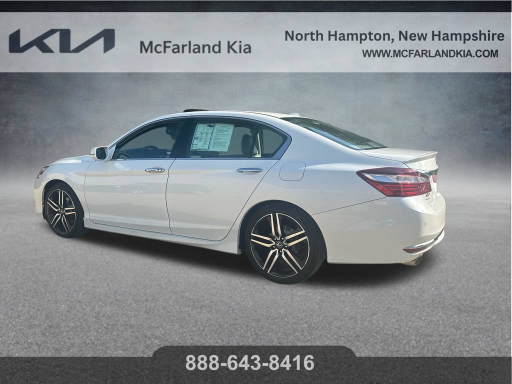 Used 2016 Honda Accord Touring video 3