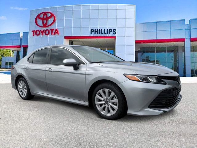 Used 2020 Toyota Camry LE FWD video 1
