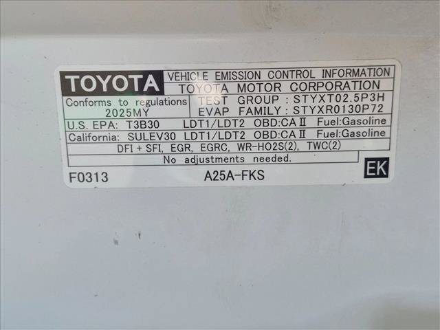 Used 2025 Toyota RAV4 XLE FWD image 23