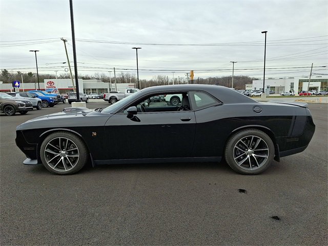 Used 2016 Dodge Challenger R/T Scat Pack image 4