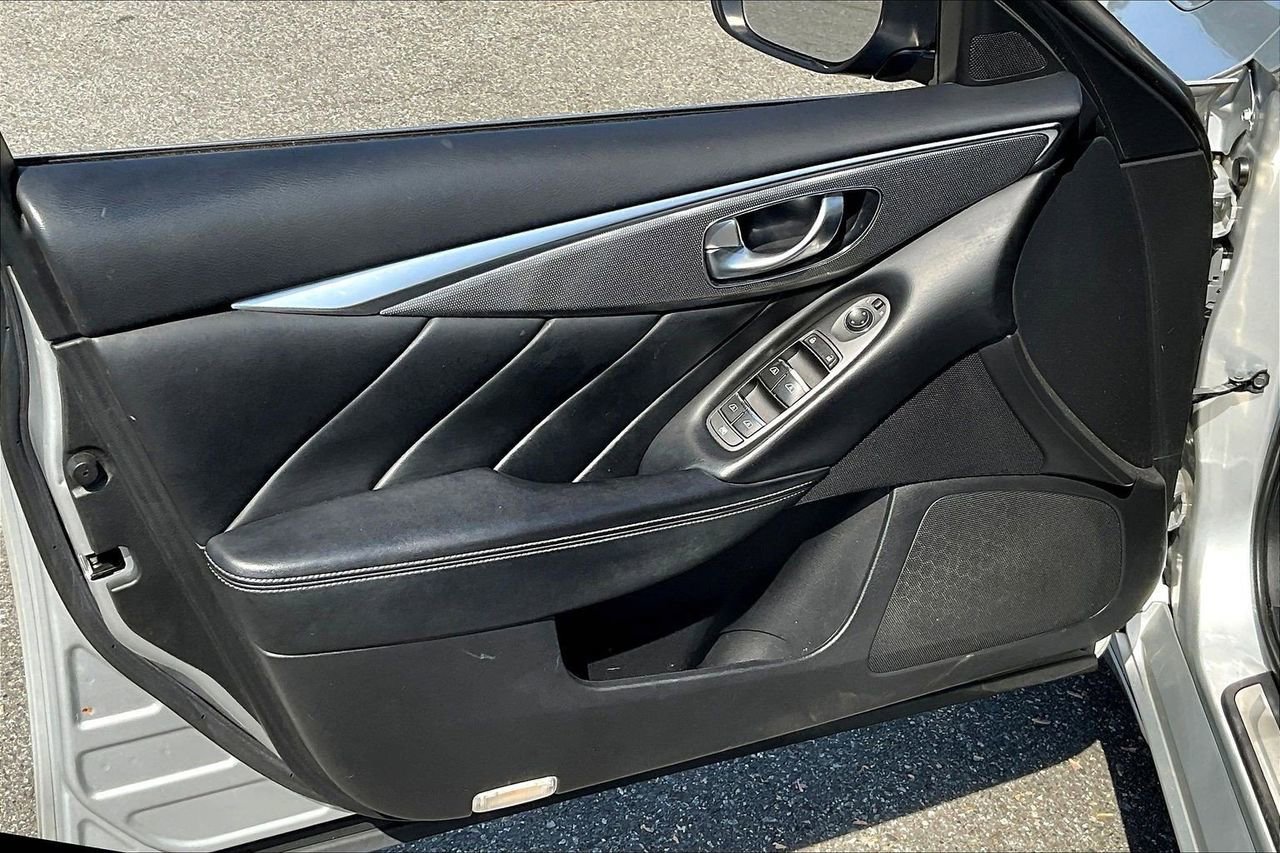 Used 2017 INFINITI Q50 Signature Edition image 28