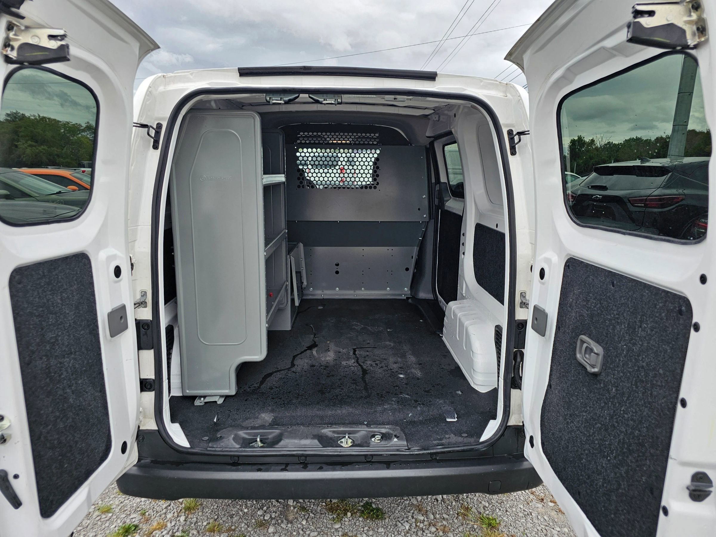 Used 2019 Nissan NV200 S image 6
