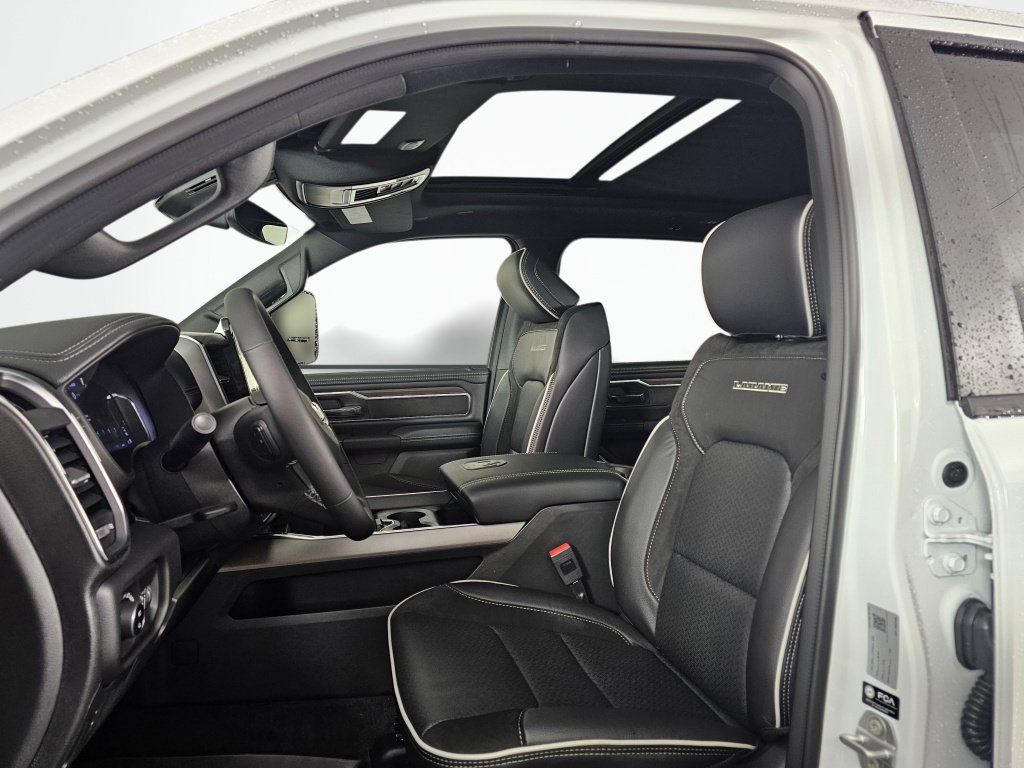 New 2026 RAM 1500 Laramie AWD/4WD image 25