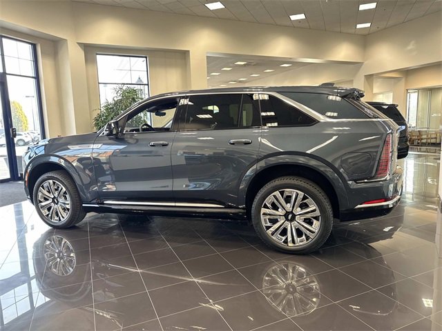 New 2026 Cadillac Escalade IQ Luxury 2 image 3