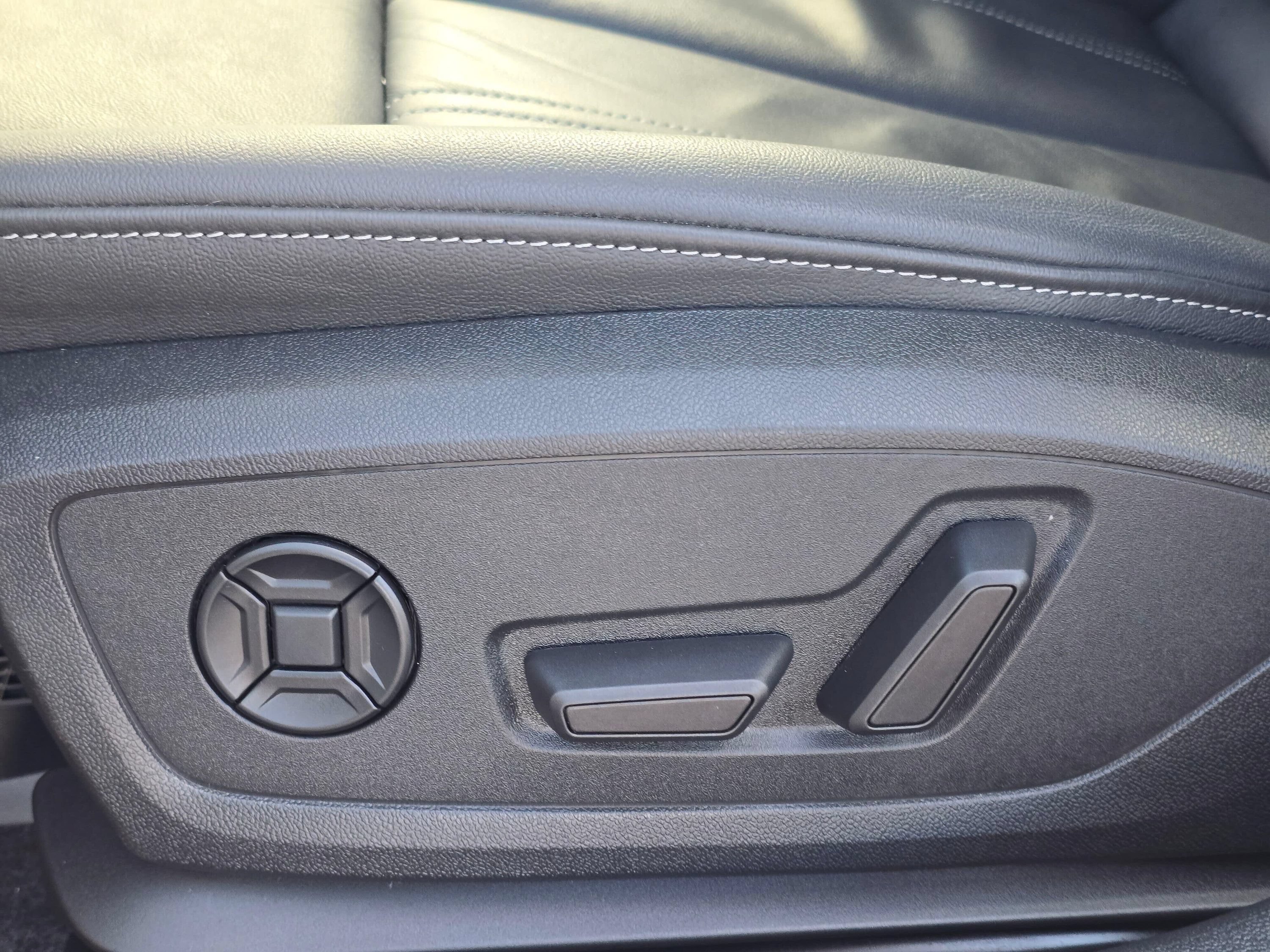 Used 2023 Audi A3 2.0T Premium Plus w/ Premium Plus Package FWD image 35