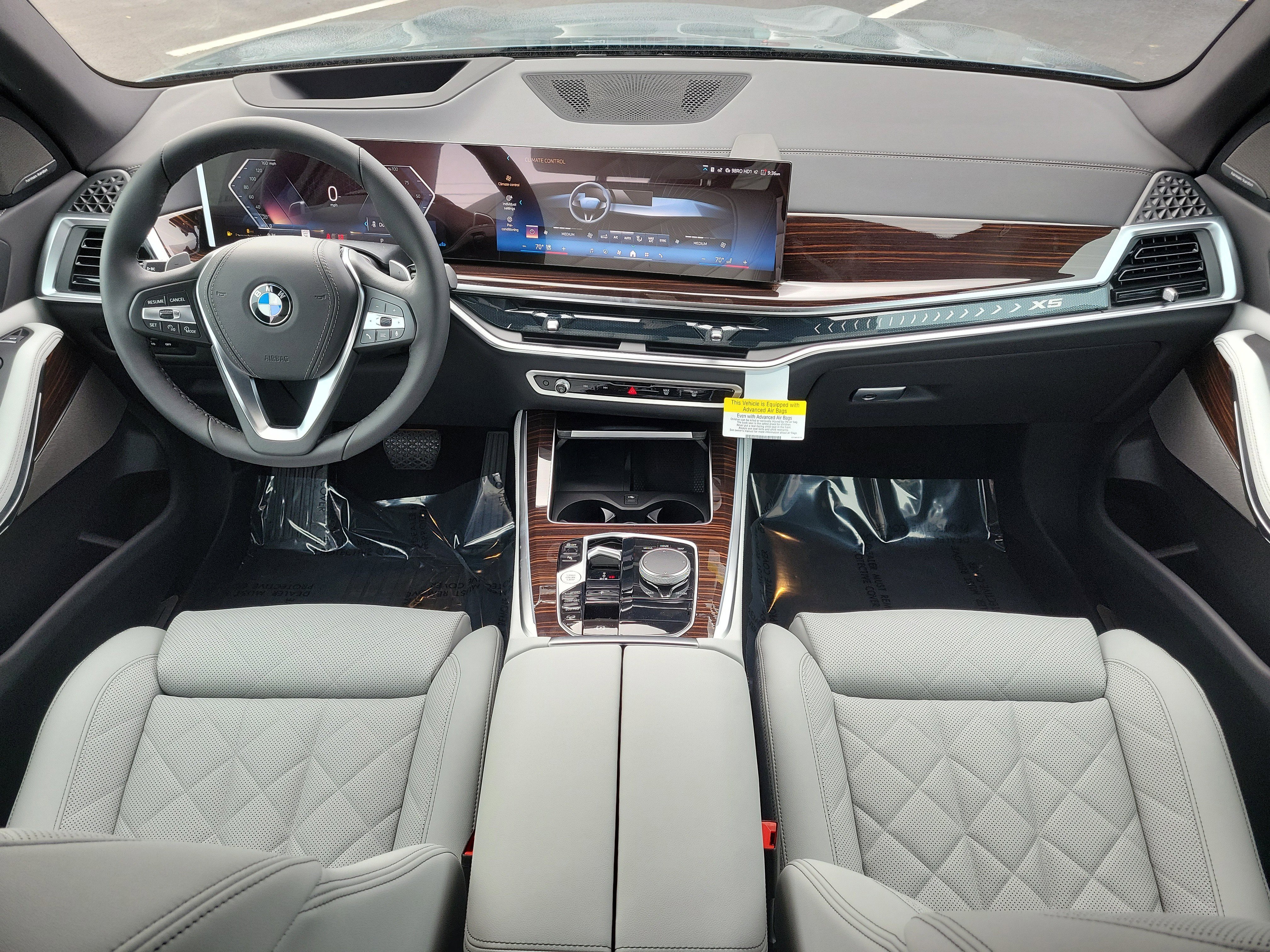 New 2026 BMW X5 xDrive40i w/ Climate Comfort Package AWD/4WD image 10