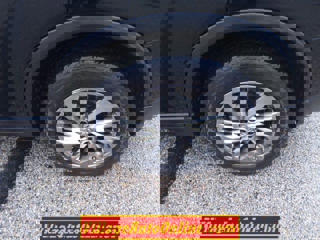 Used 2015 Nissan Rogue SL w/ SL Premium Package image 10