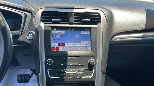 Certified 2019 Ford Fusion SE FWD image 22