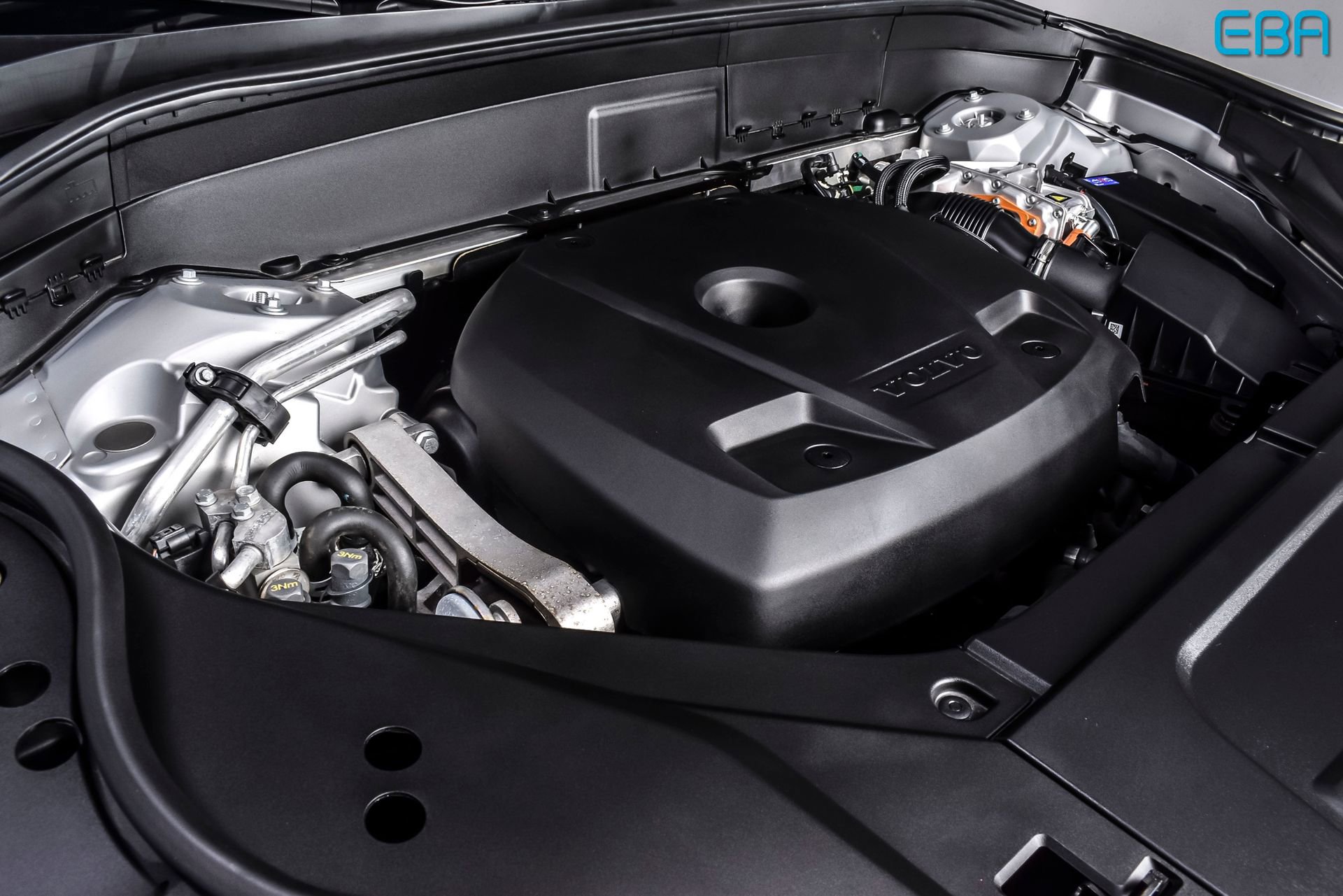 Used 2024 Volvo XC90 T8 Ultimate w/ Protection Package AWD/4WD image 12