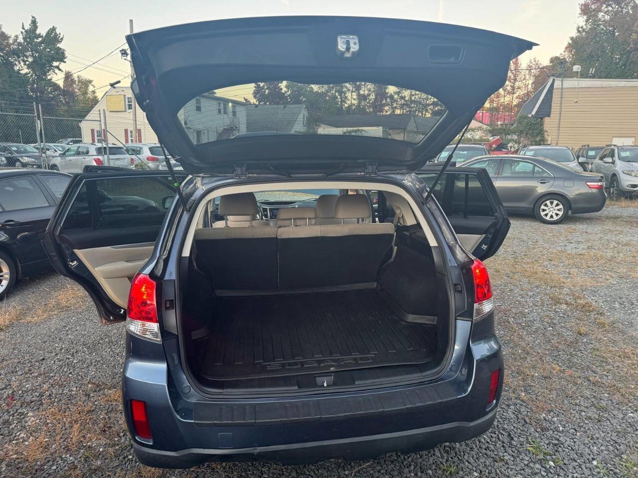 Used 2013 Subaru Outback 2.5i Premium image 10