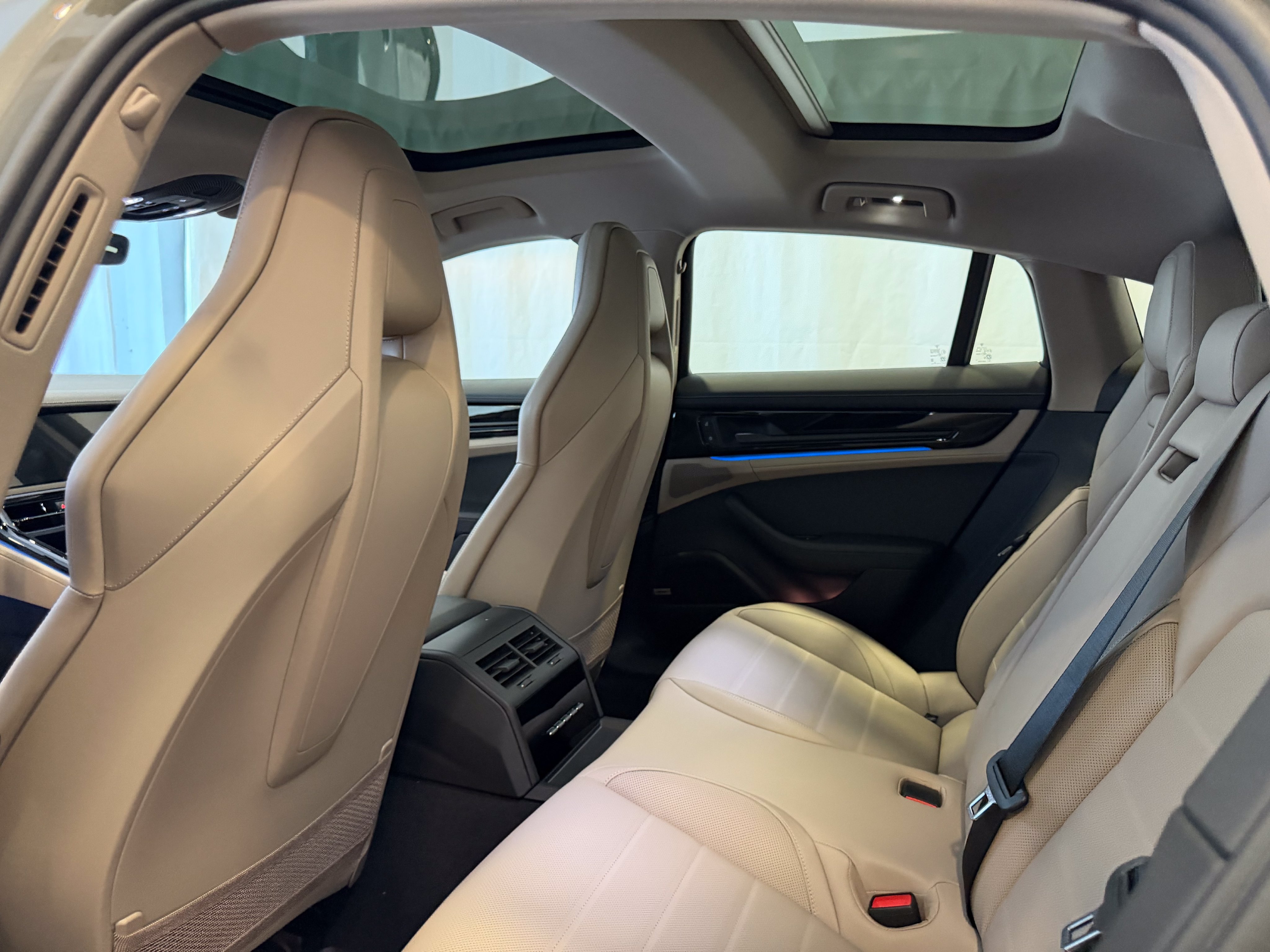 New 2026 Porsche Panamera 4 AWD/4WD image 24