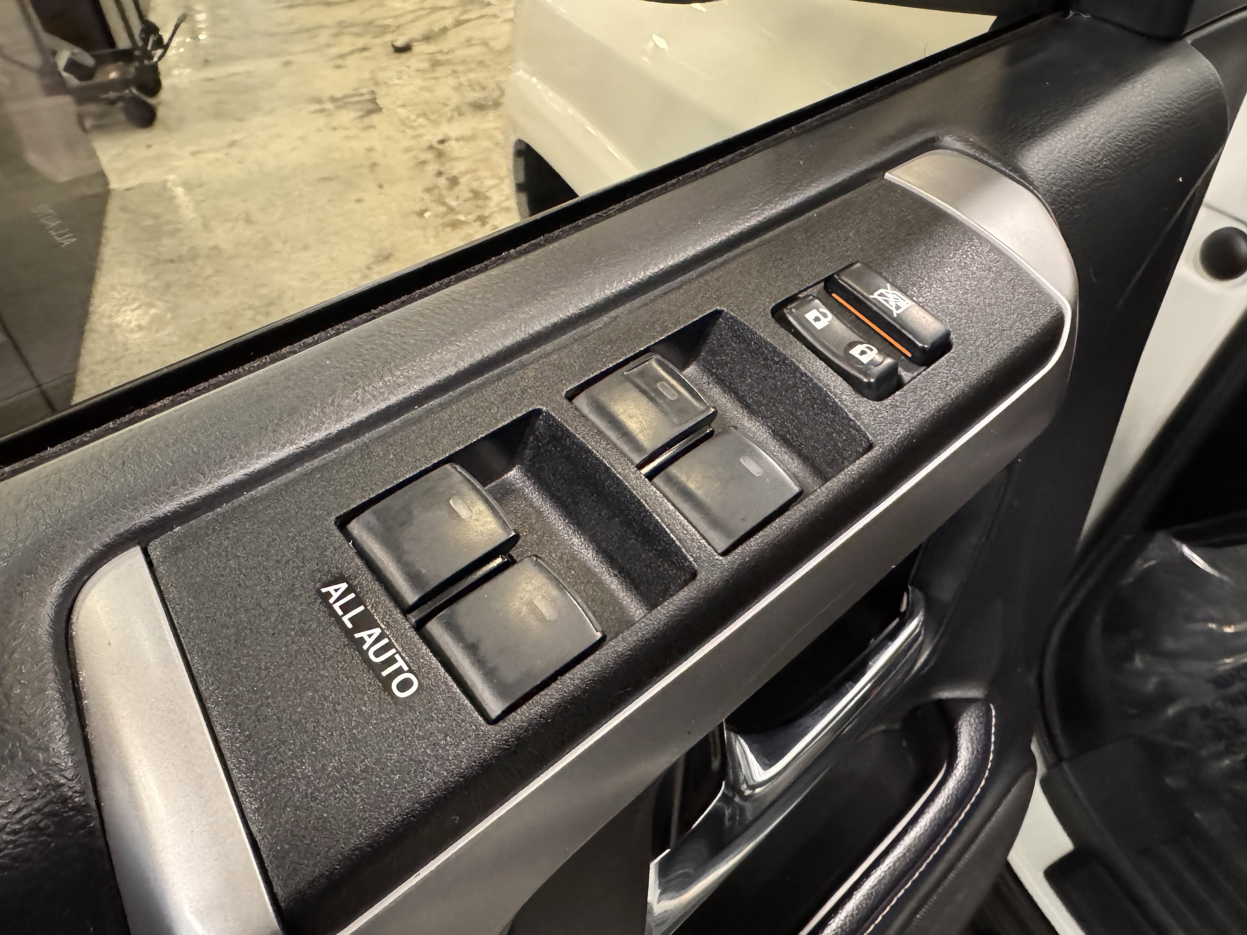 Used 2022 Toyota 4Runner SR5 image 22