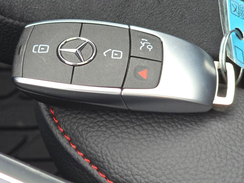 Used 2026 Mercedes-Benz GLA 250 4MATIC image 35