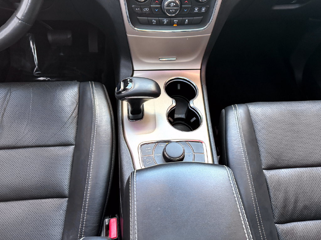 Used 2015 Jeep Grand Cherokee Limited w/ Luxury Group II AWD/4WD image 34
