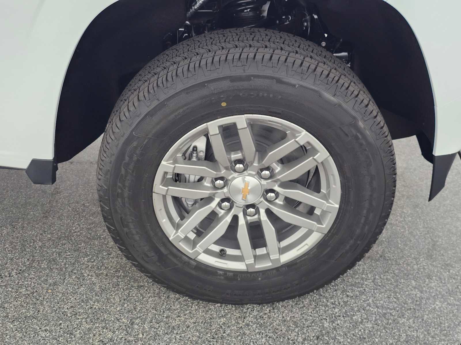 New 2026 Chevrolet Colorado LT image 9