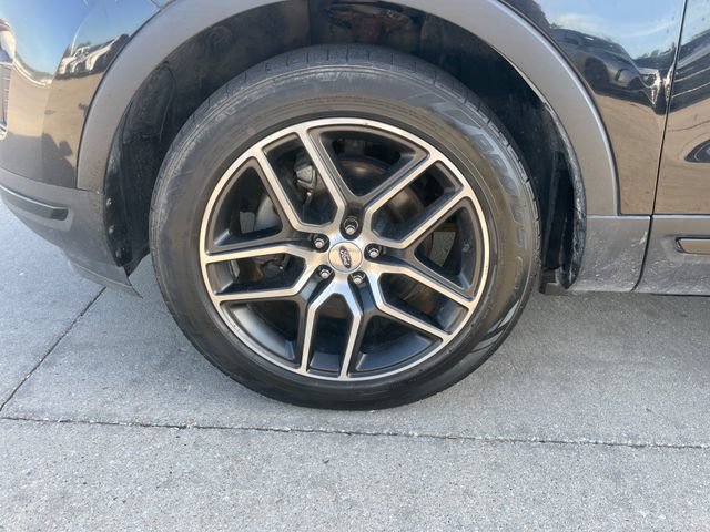 Used 2019 Ford Explorer Sport w/ Equipment Group 401A AWD/4WD image 30
