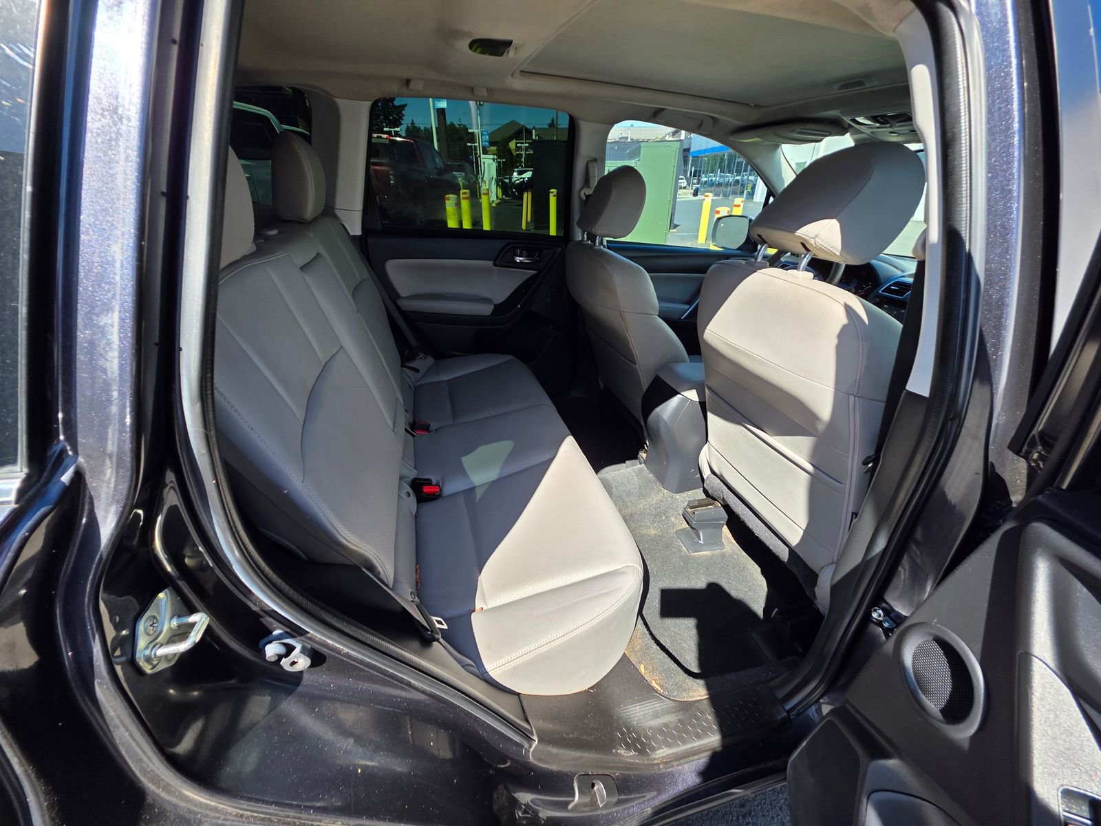 Used 2016 Subaru Forester 2.5i Touring w/ Eyesight & Navigation System AWD/4WD image 14