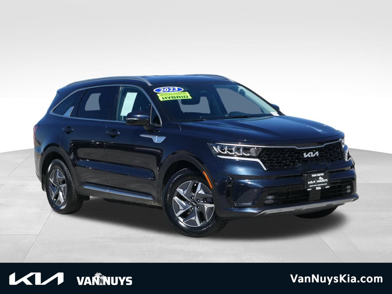 Used 2023 Kia Sorento EX FWD image 1