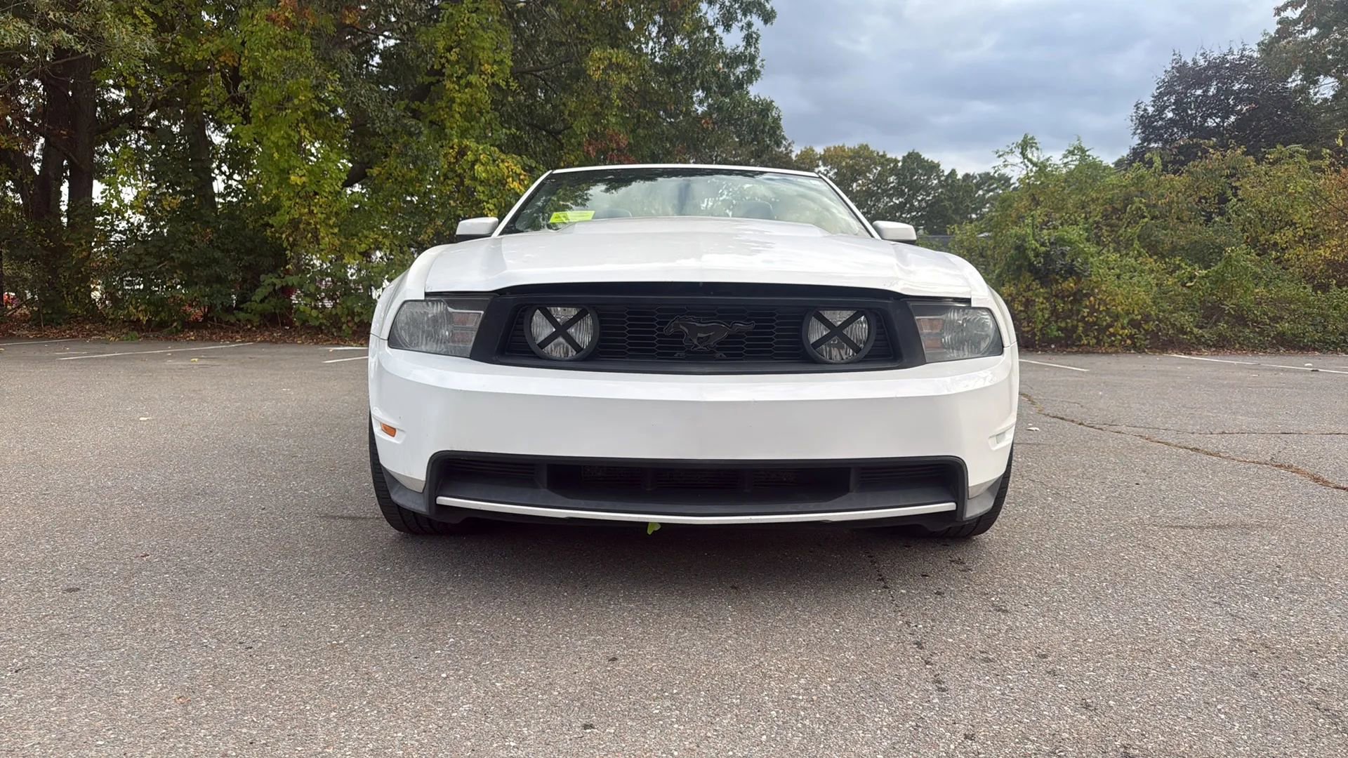 Used 2010 Ford Mustang GT Premium image 2
