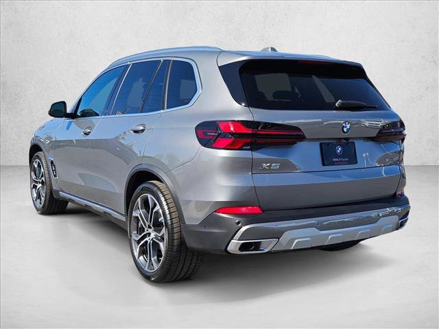 New 2026 BMW X5 sDrive40i image 9