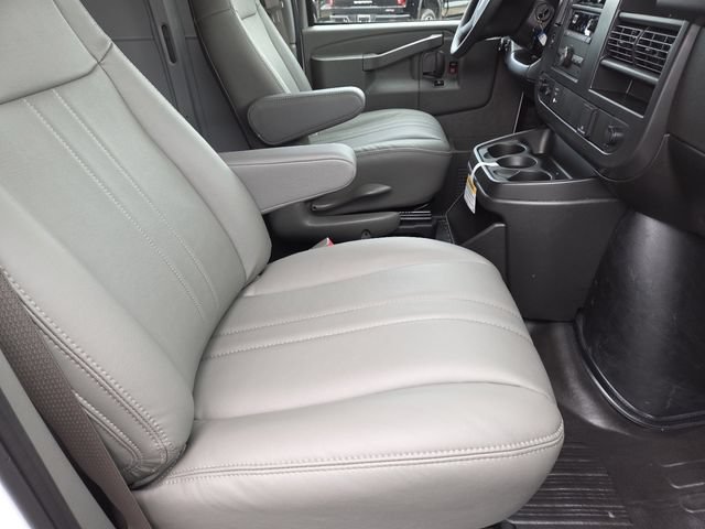 New 2026 Chevrolet Express 2500 w/ Driver Convenience Package RWD image 22