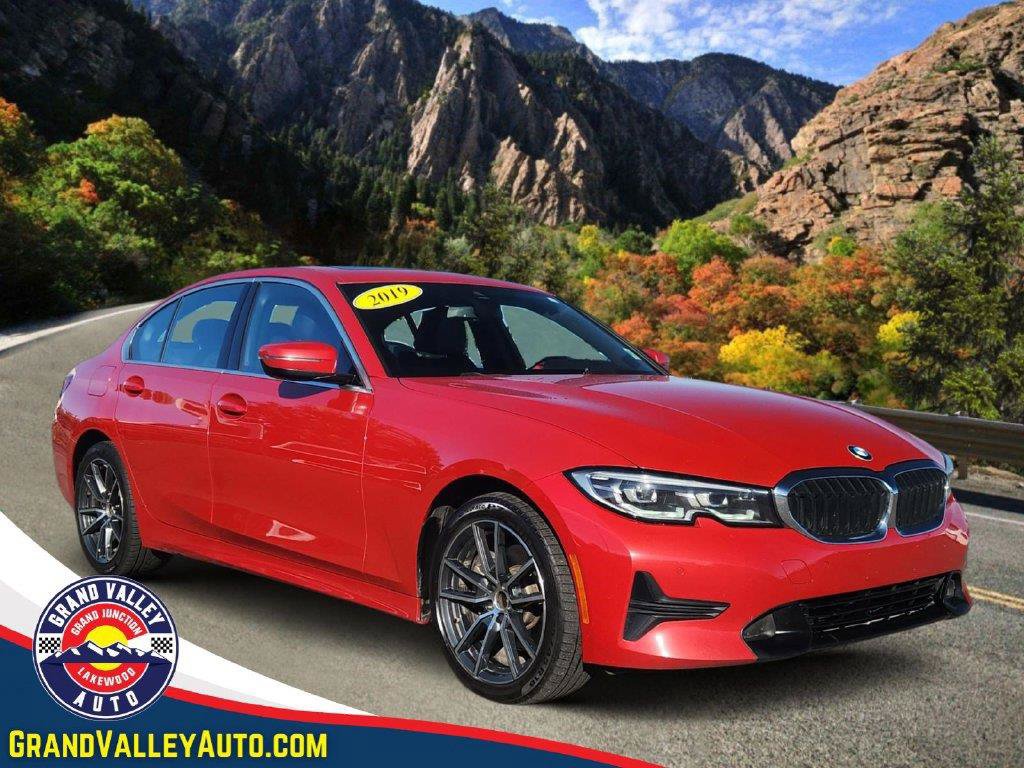 Used 2019 BMW 330i xDrive Sedan w/ Convenience Package AWD/4WD image 1