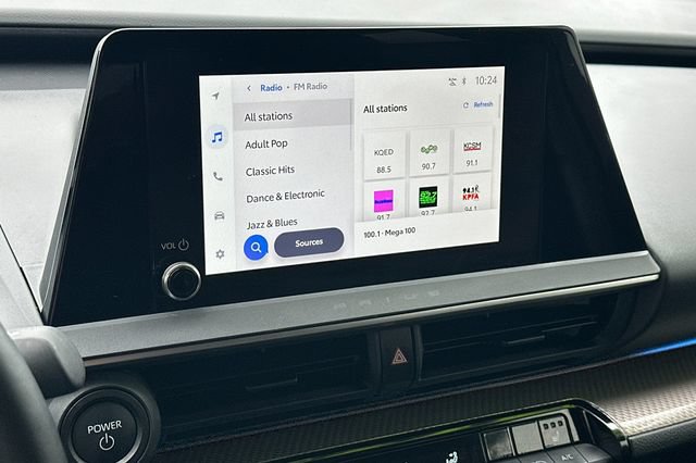 Used 2025 Toyota Prius XLE FWD image 23