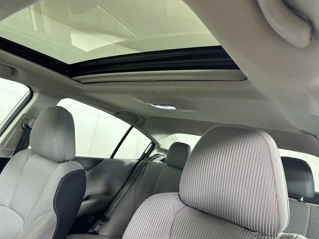 Used 2023 Subaru Legacy Premium image 12