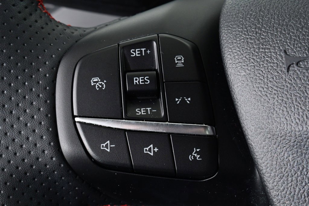 Used 2023 Ford Escape ST-Line Elite image 33