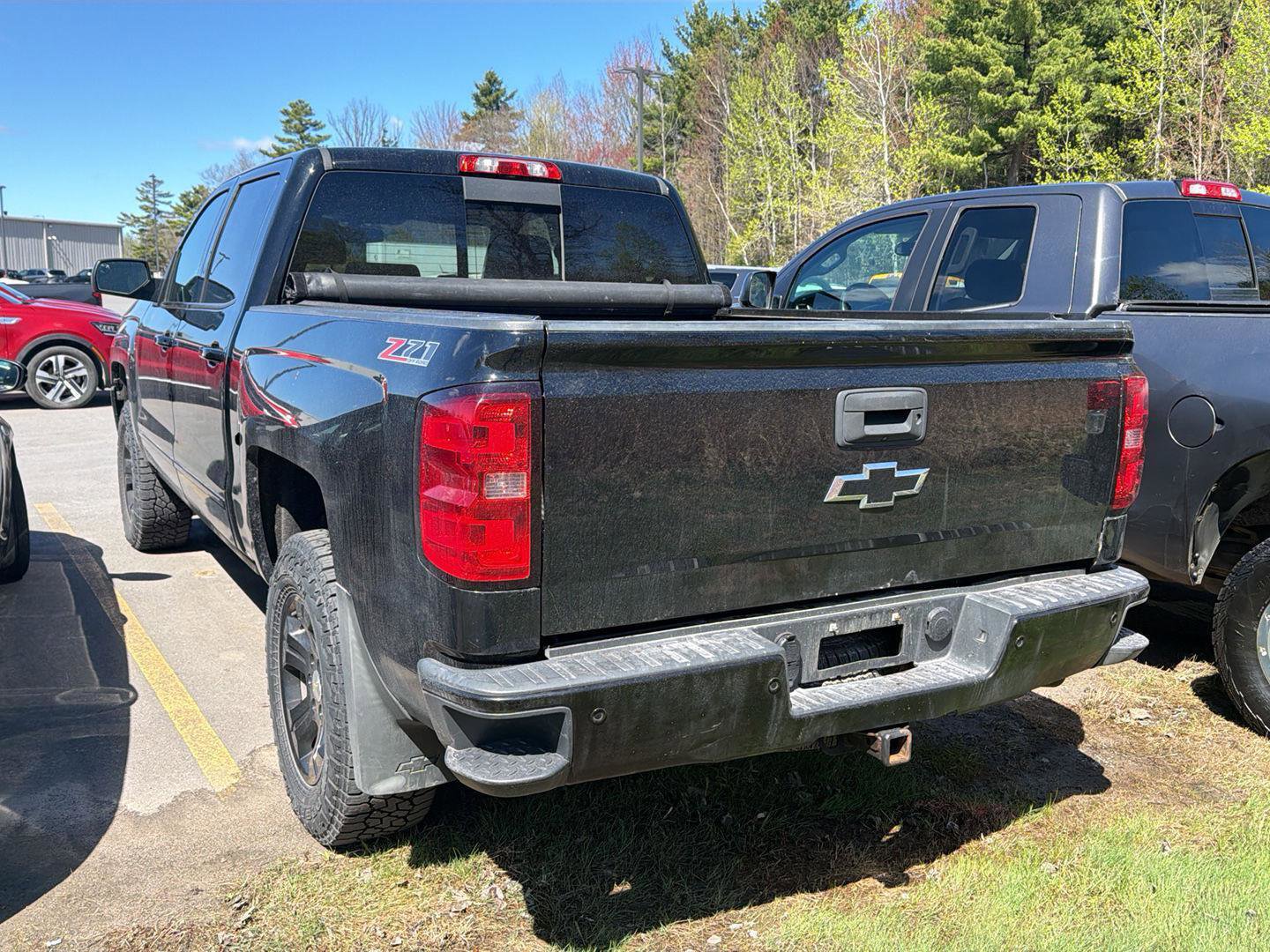 Used 2017 Chevrolet Silverado 1500 LT w/ All Star Edition AWD/4WD image 8