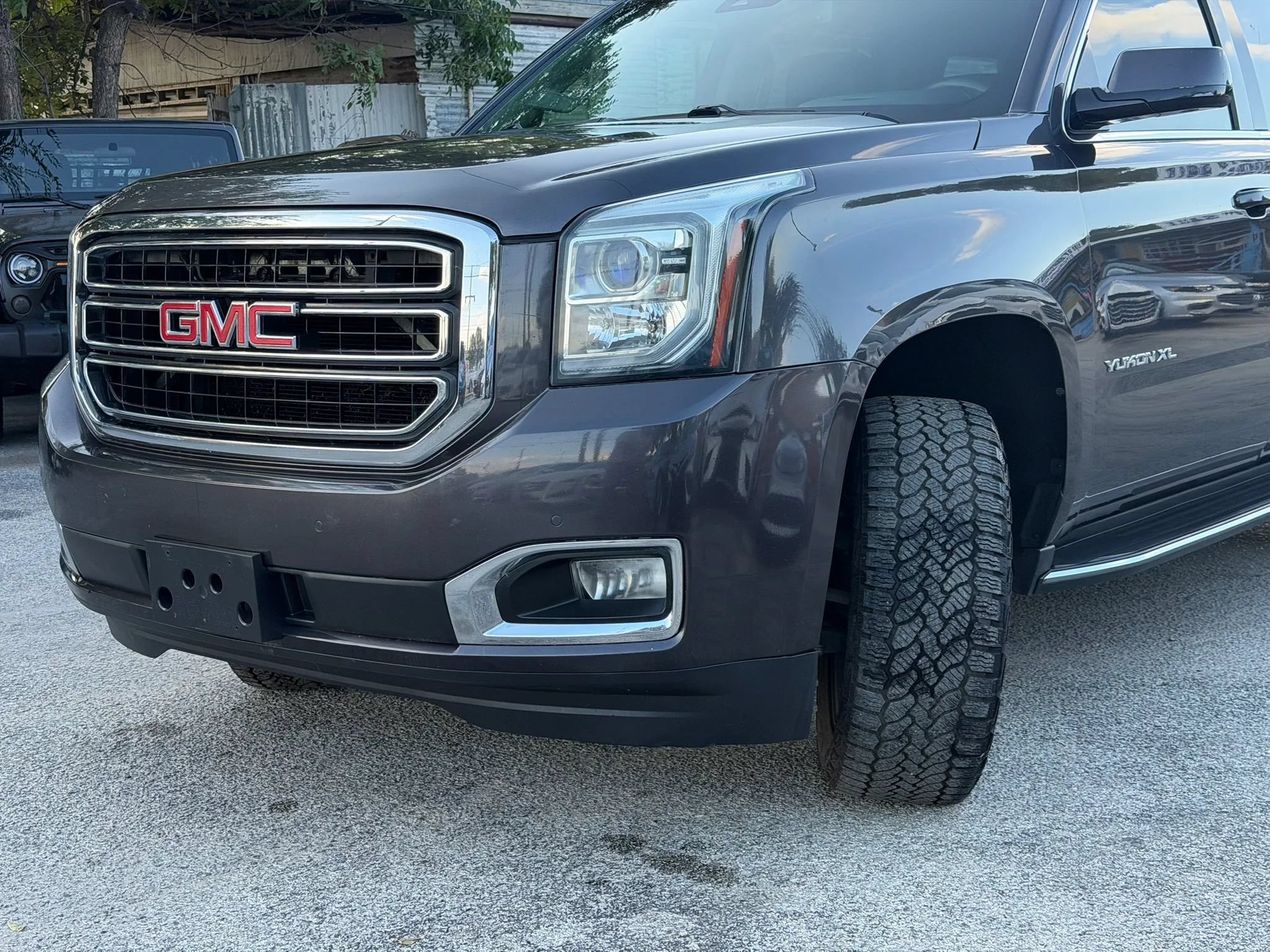 Used 2016 GMC Yukon XL SLT RWD image 5