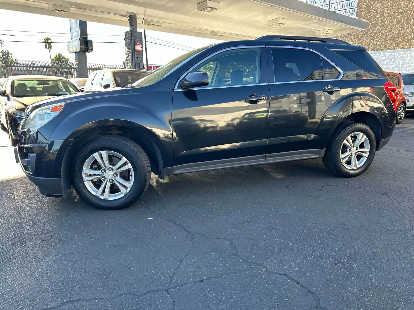 Used 2012 Chevrolet Equinox LT w/ Driver Convenience Package image 6