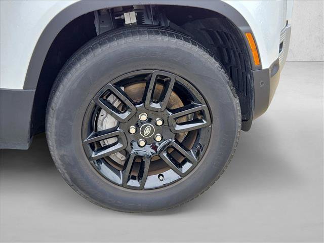 Used 2025 Land Rover Defender 110 S AWD/4WD image 23