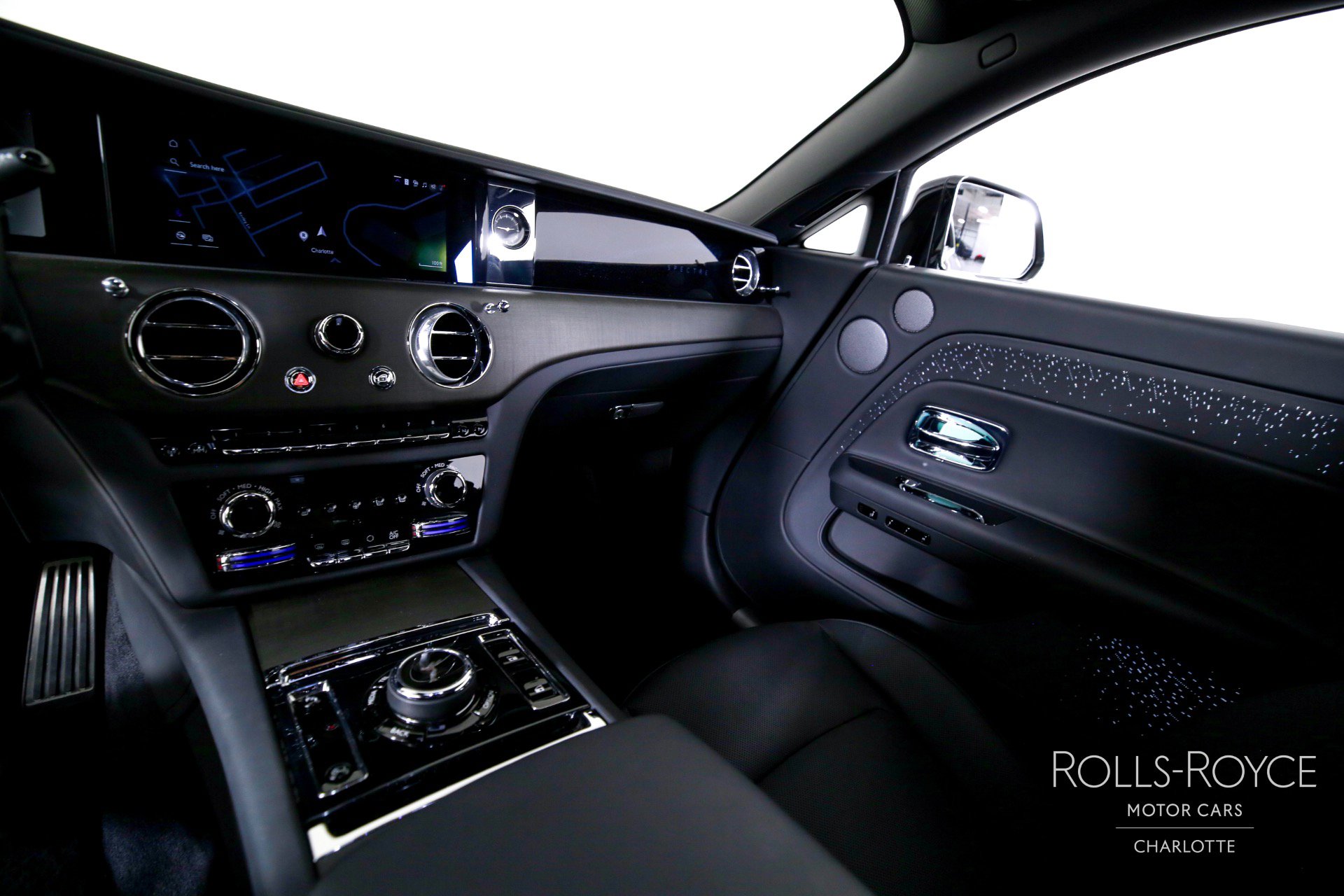 Used 2025 Rolls-Royce Spectre w/ Spectre Launch Package image 16