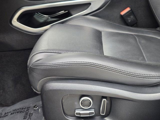 Used 2021 Jaguar F-PACE S image 24