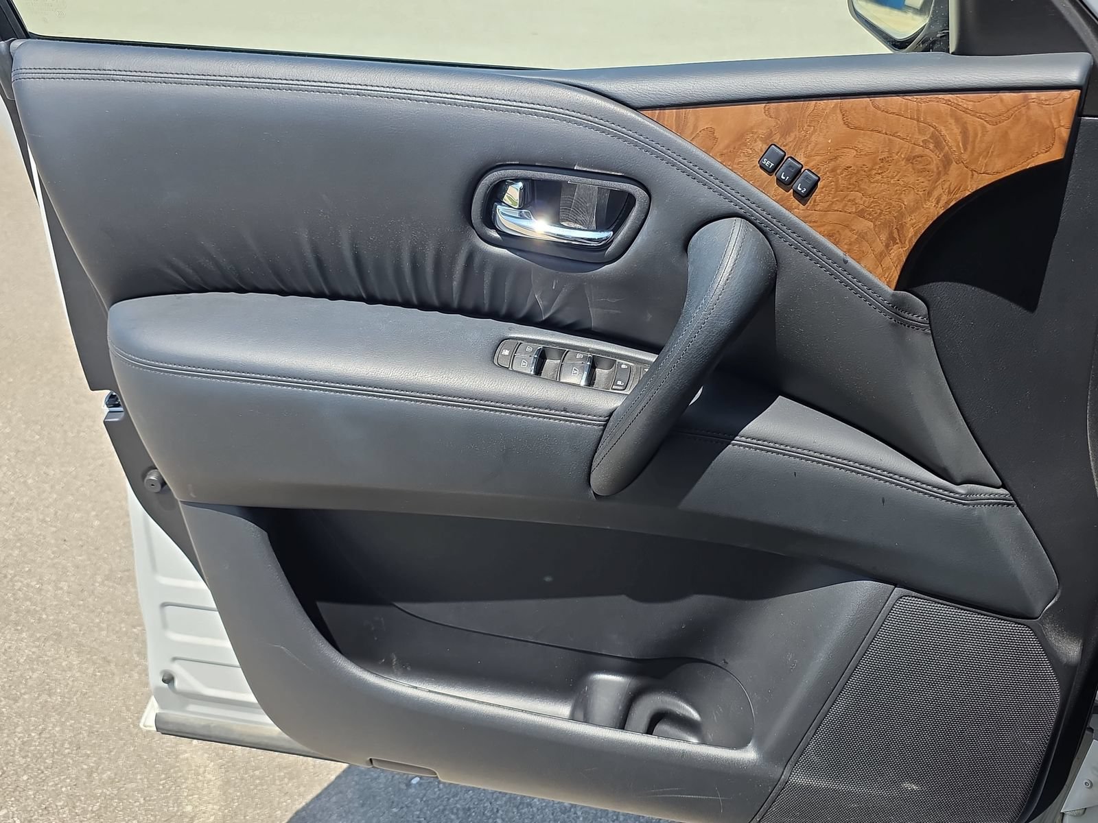 Used 2022 Nissan Armada SL RWD image 24