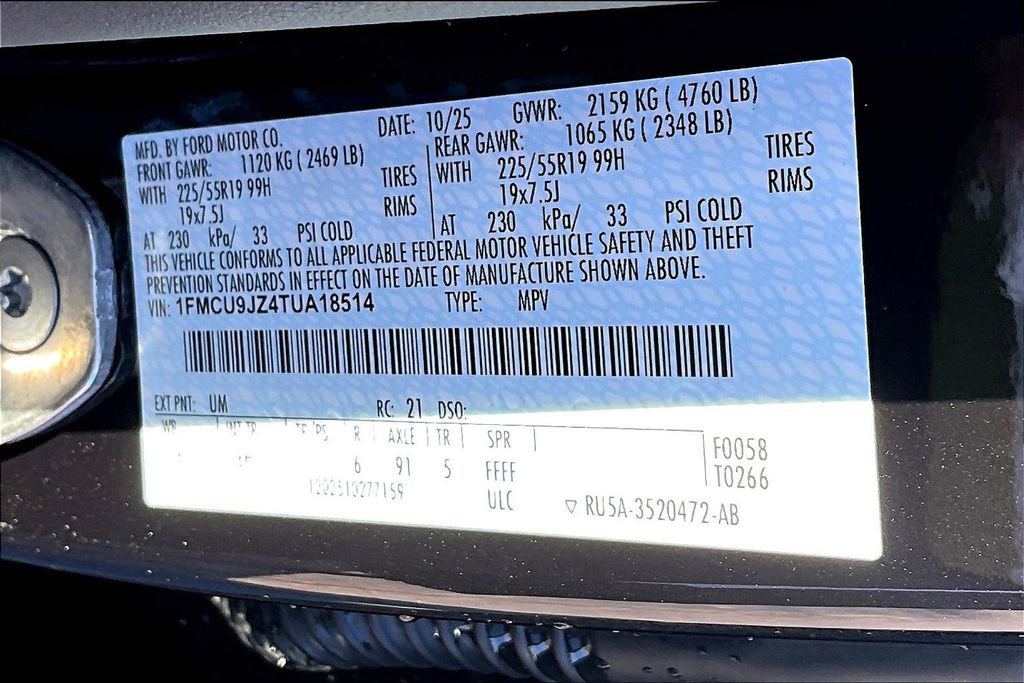 New 2026 Ford Escape Platinum AWD/4WD image 13
