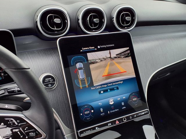 Used 2025 Mercedes-Benz GLC 300 image 6