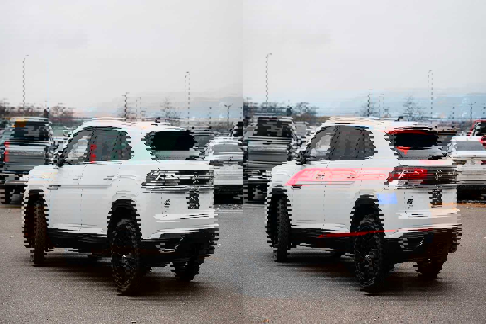 Used 2024 Volkswagen Atlas Cross Sport SE image 2