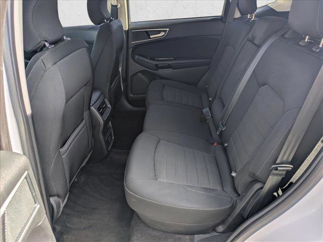 Used 2018 Ford Edge SEL AWD/4WD image 17