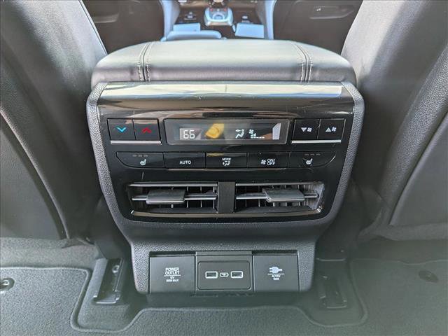 Used 2023 Acura MDX SH-AWD w/ Advance Package image 19